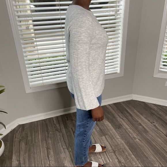 Ann Taylor Loft Grey bell sleeve melange Sweater - Picture 8 of 14